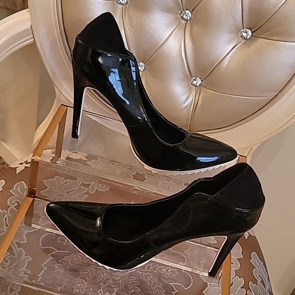 JustFab Lucine Black & White Heels - Picture 4 of 16